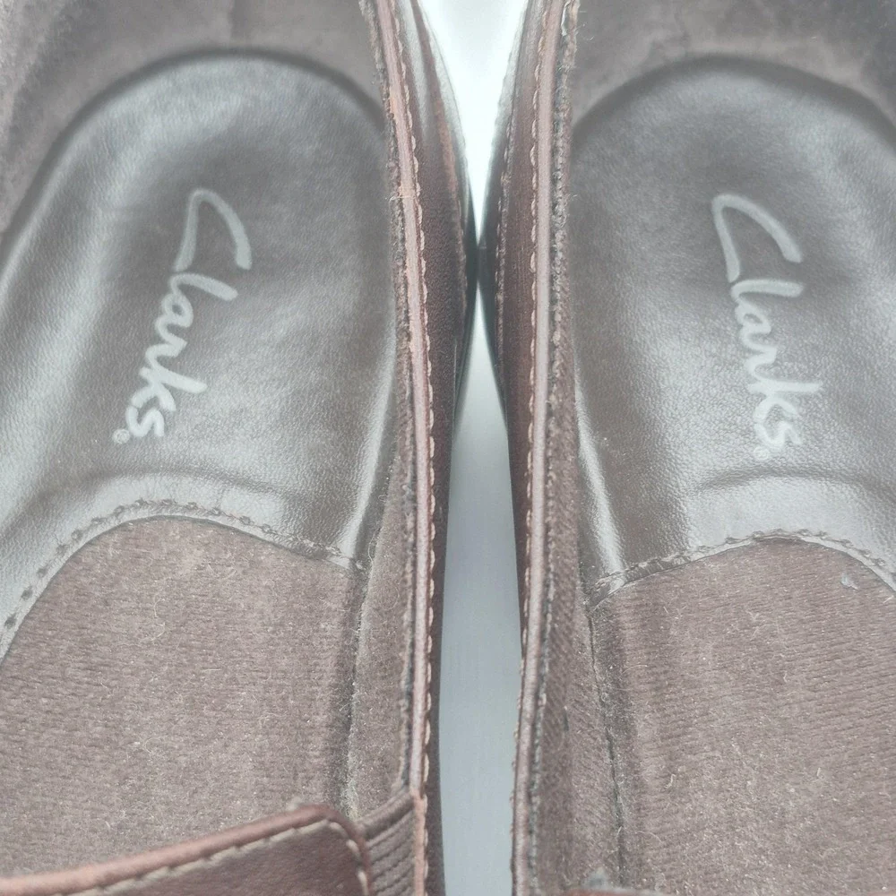 Clarks Shoes Womens Size 7.5M Brown Leather Slip On Wedge Comfort‎ Loafers